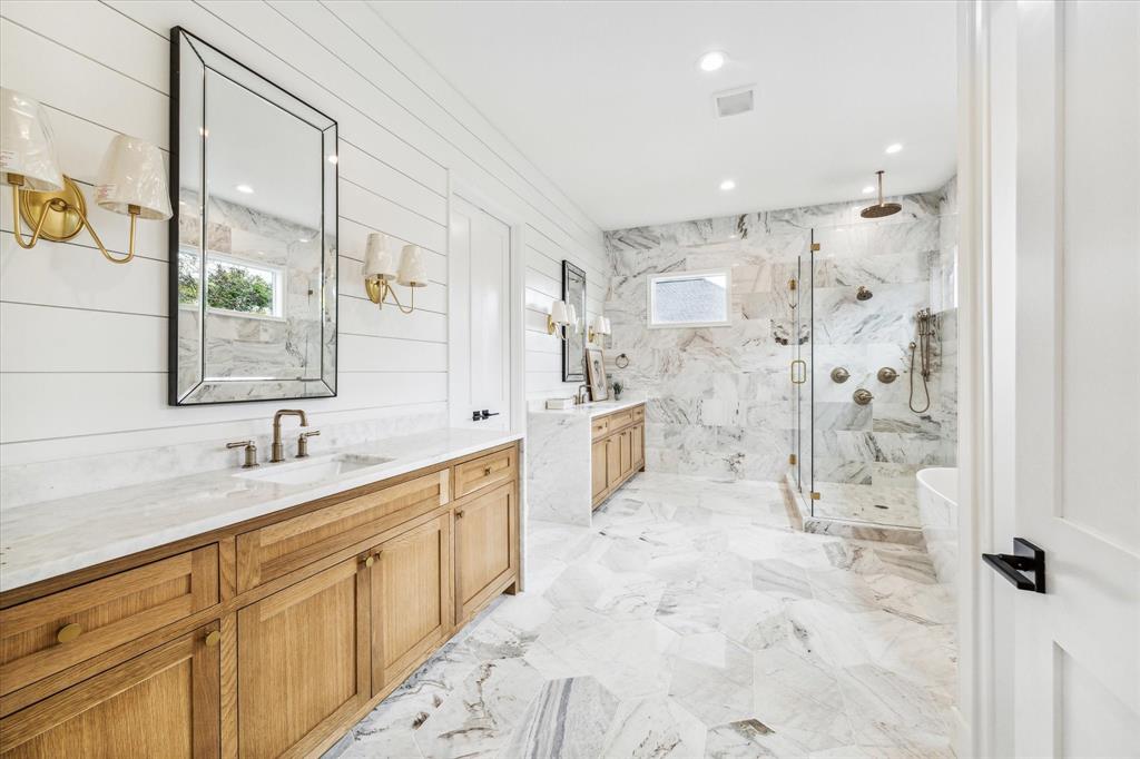 219 W 34th Street