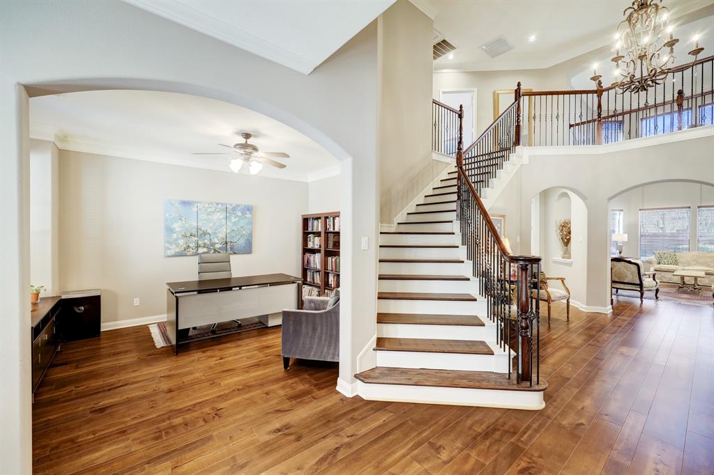 3602 Louvre Lane
