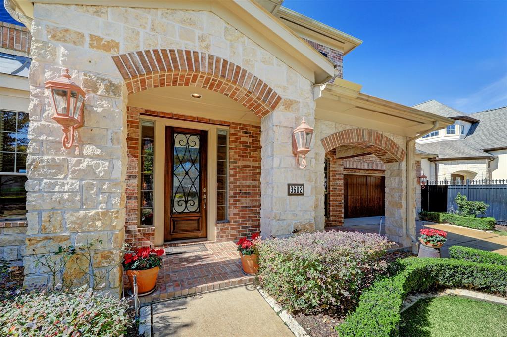 3602 Louvre Lane