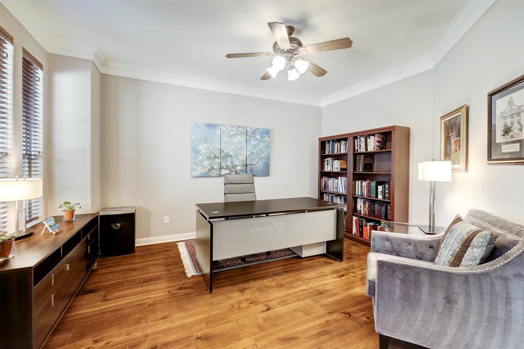 3602 Louvre Lane