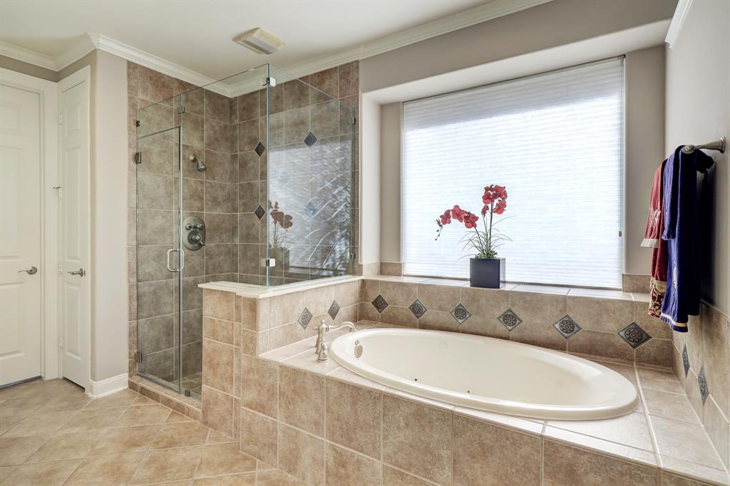3602 Louvre Lane