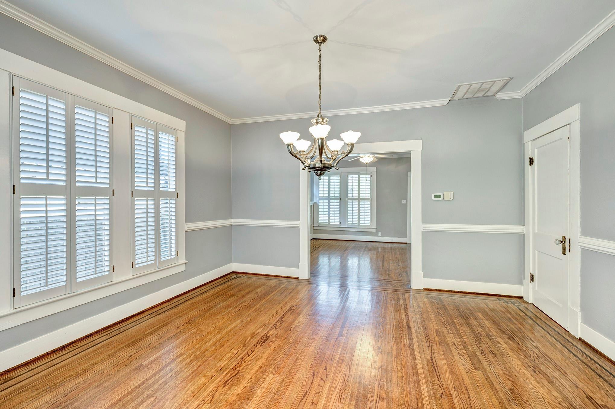 1403 Bonnie Brae
