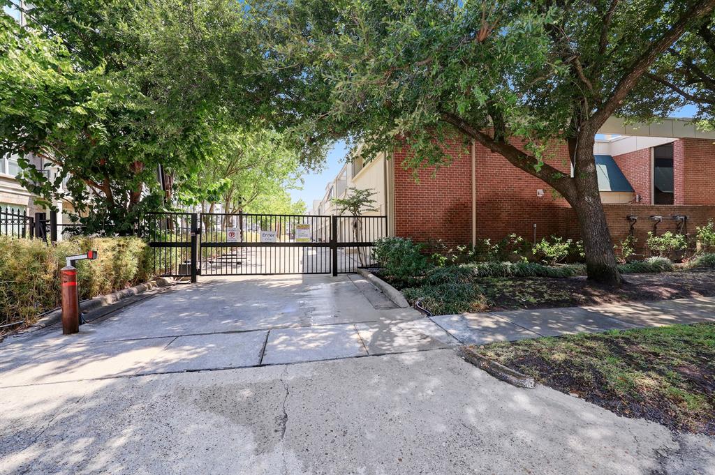 2310 Steel Street # 13