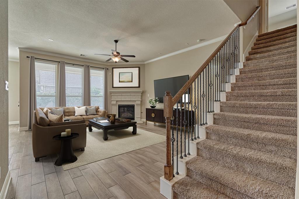 6211 Pinewood Heights Drive