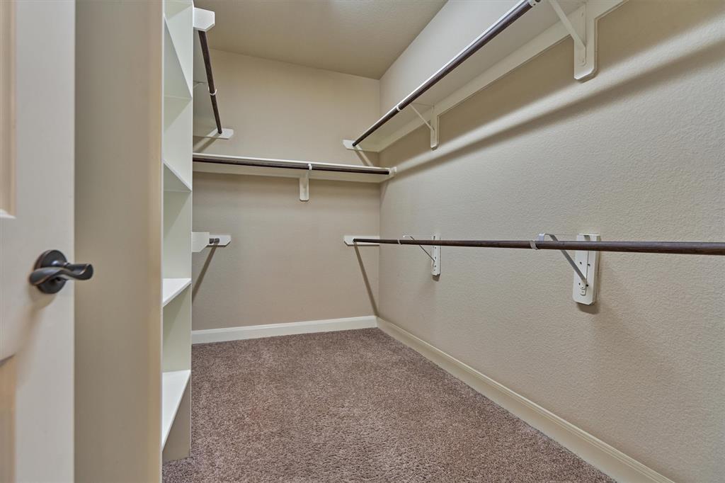 6211 Pinewood Heights Drive