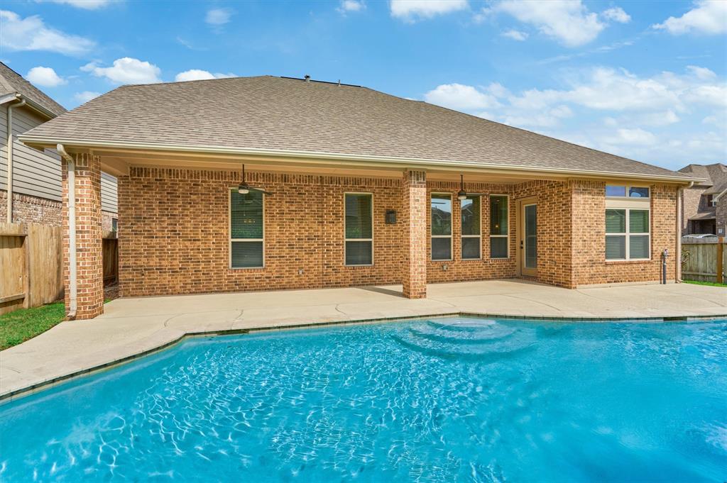 6211 Pinewood Heights Drive