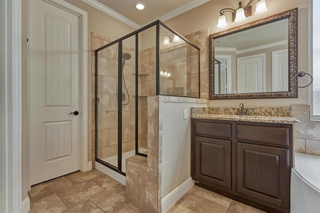 6211 Pinewood Heights Drive