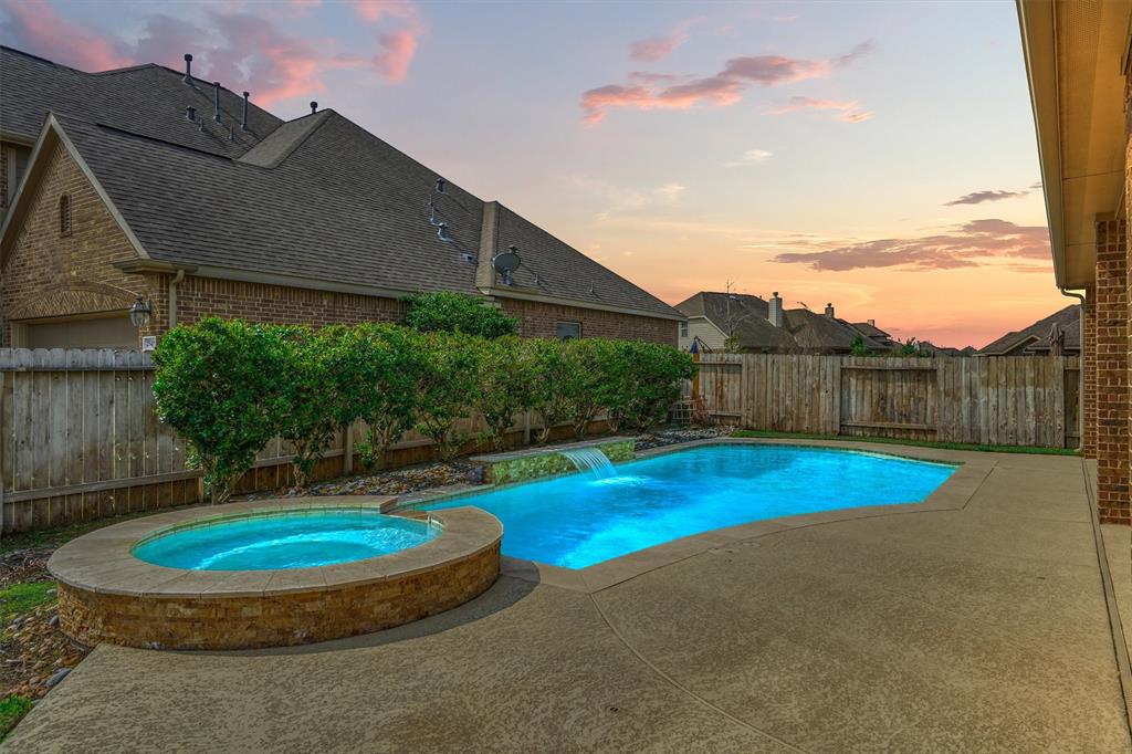 6211 Pinewood Heights Drive