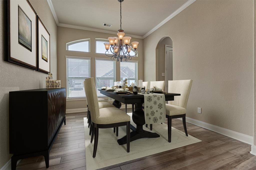 6211 Pinewood Heights Drive