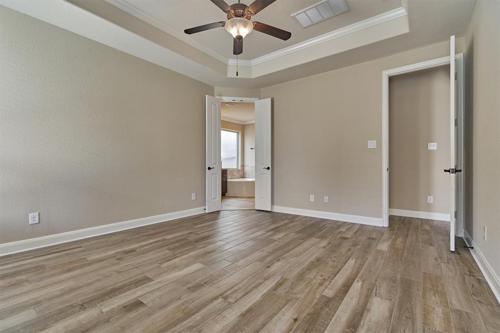 6211 Pinewood Heights Drive