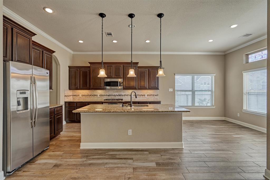 6211 Pinewood Heights Drive