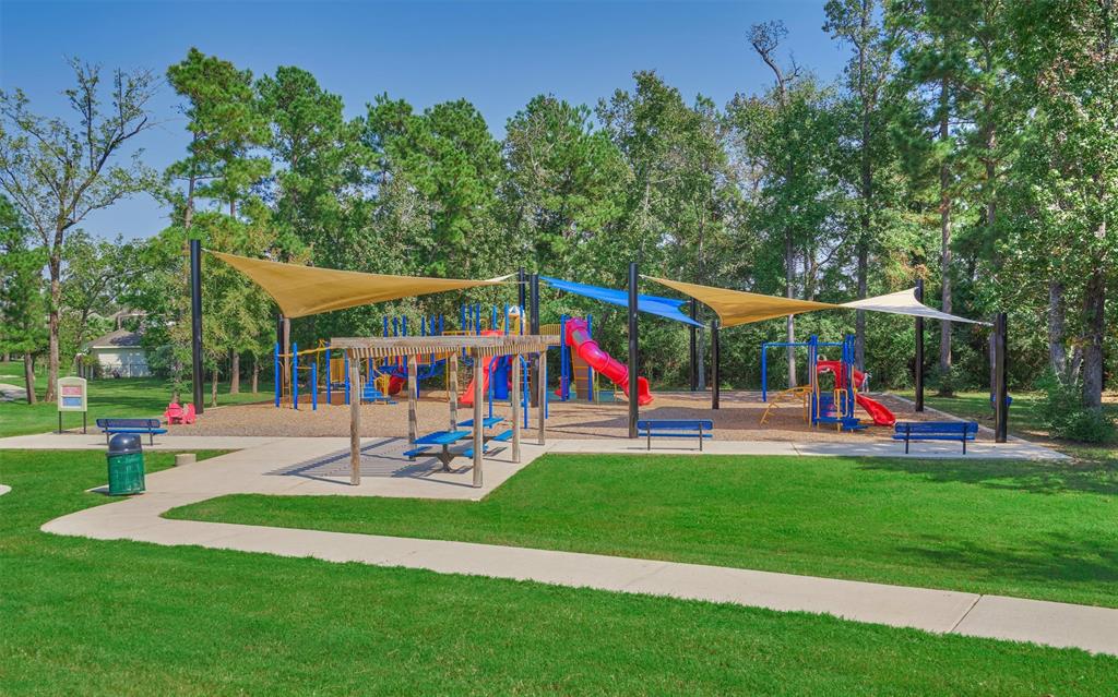6211 Pinewood Heights Drive