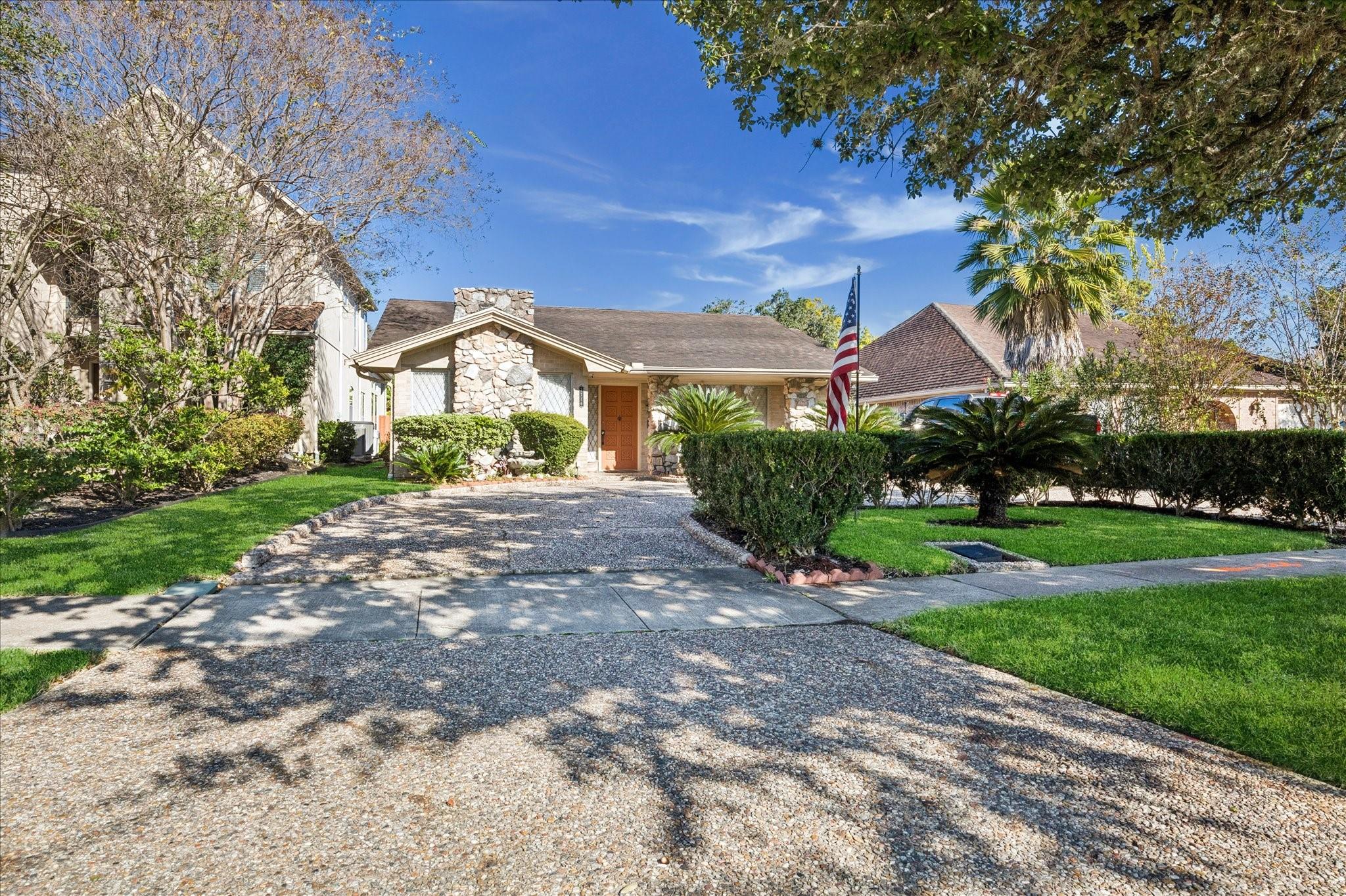 3716 Bellaire Boulevard