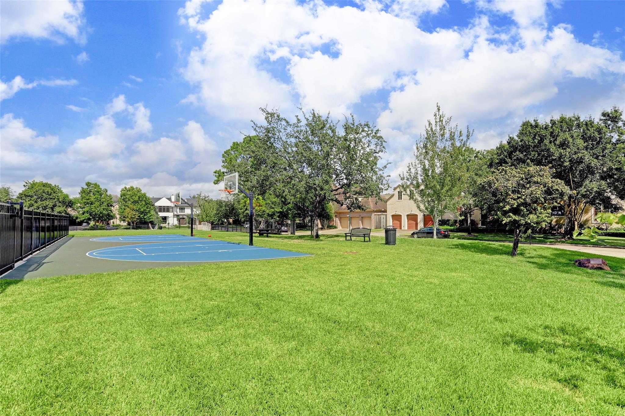 3716 Bellaire Boulevard