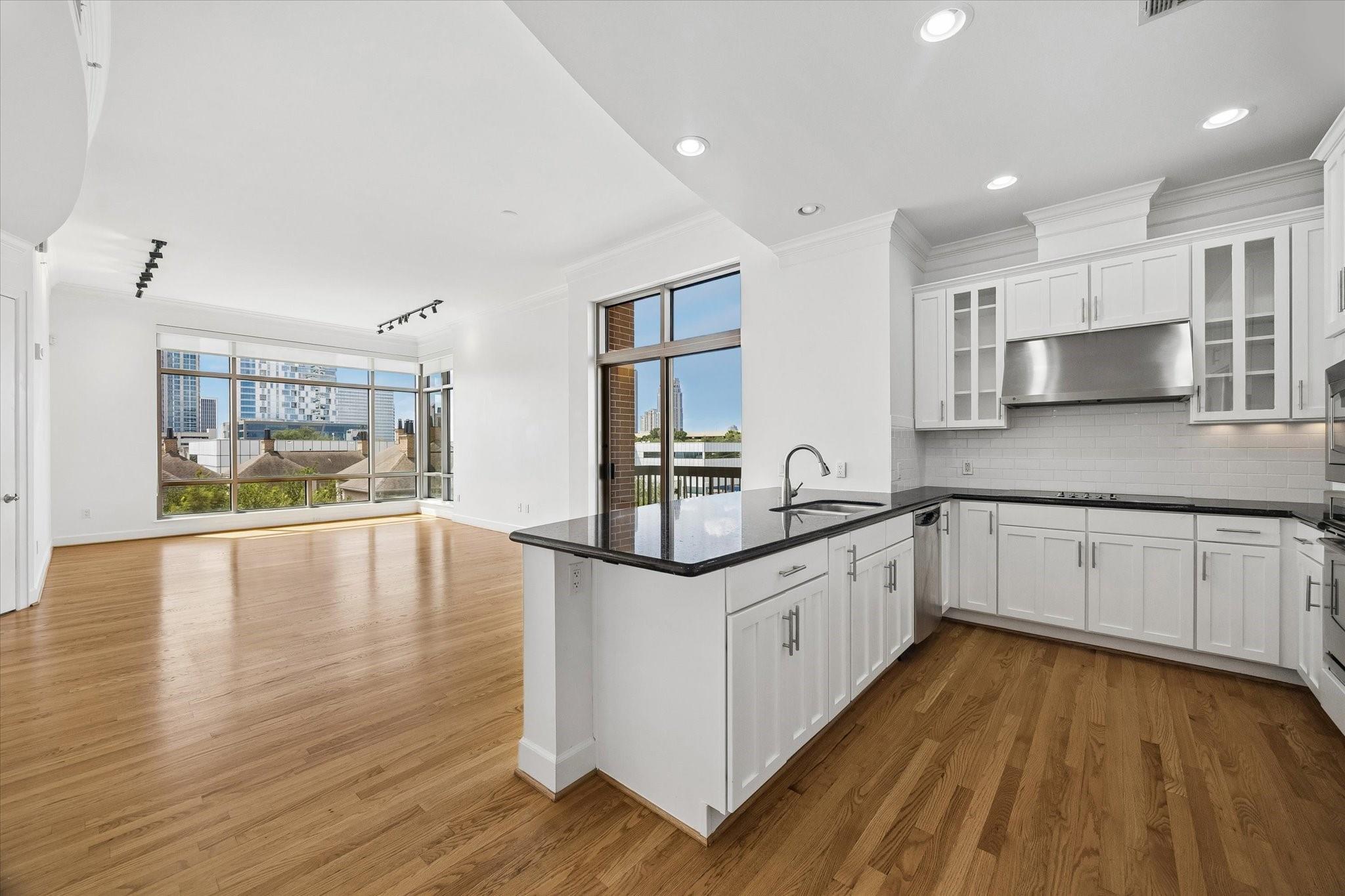 2211 Briarglen Drive # 502