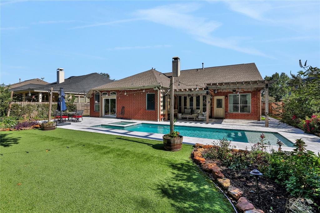 7218 Stonebridge Creek Lane