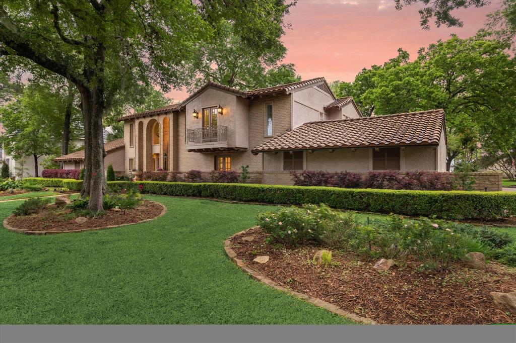 11015 Lakeside Forest Lane