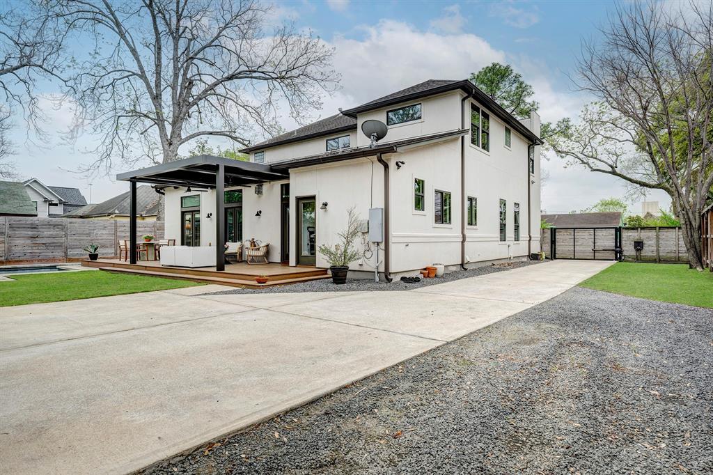 224 W 30th Street