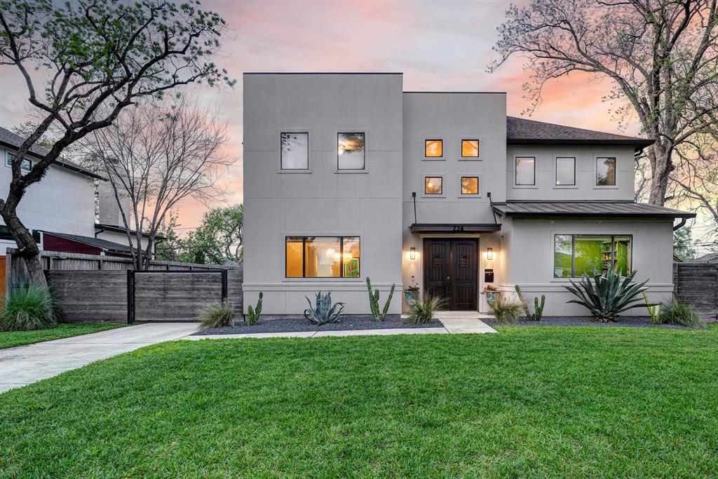 224 W 30th Street