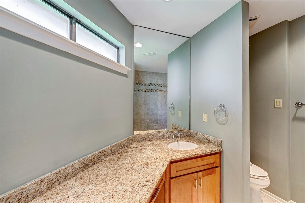 1102 Briarbrook Drive