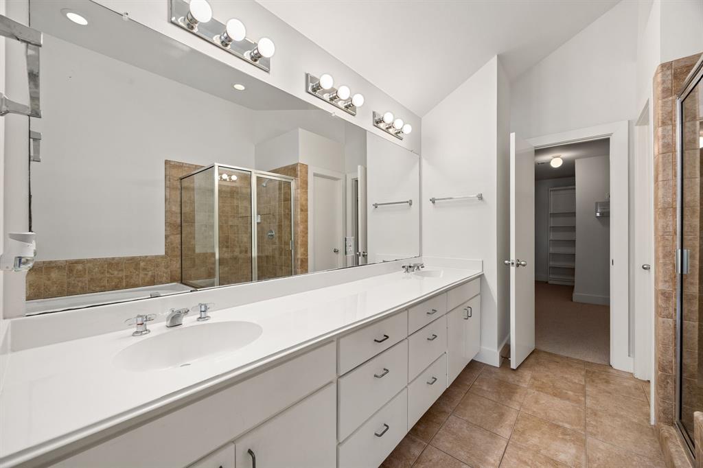 8715 Meadowcroft Drive # 302