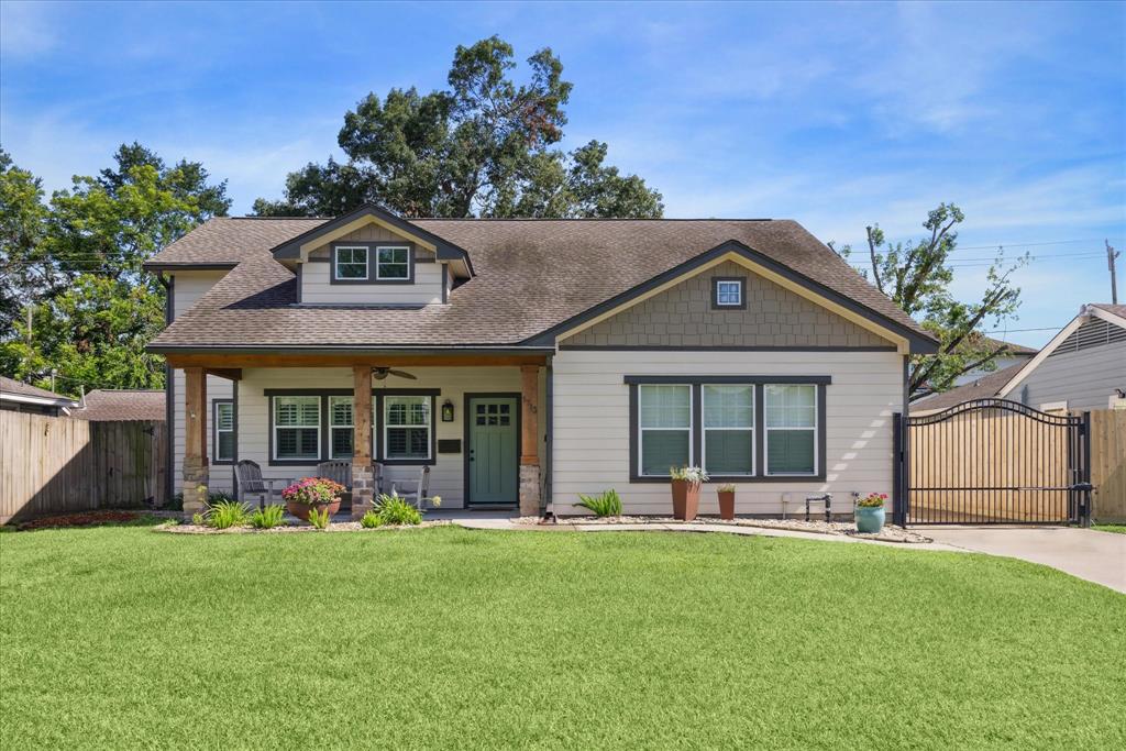 1713 Woodcrest Drive