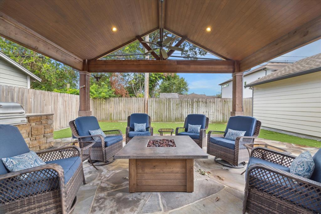 1713 Woodcrest Drive