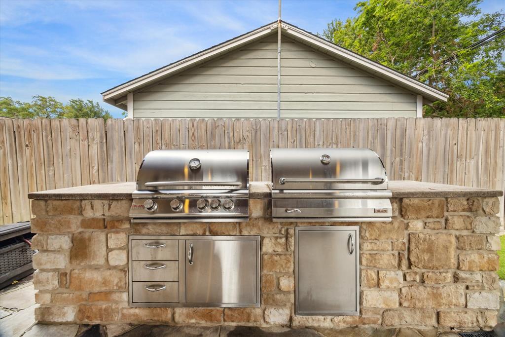 1713 Woodcrest Drive