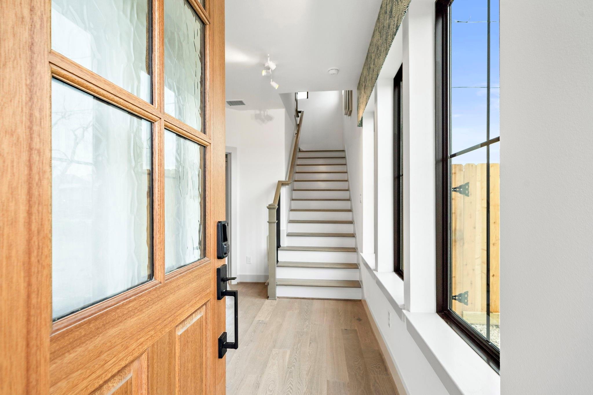 1712 Sedola Lane