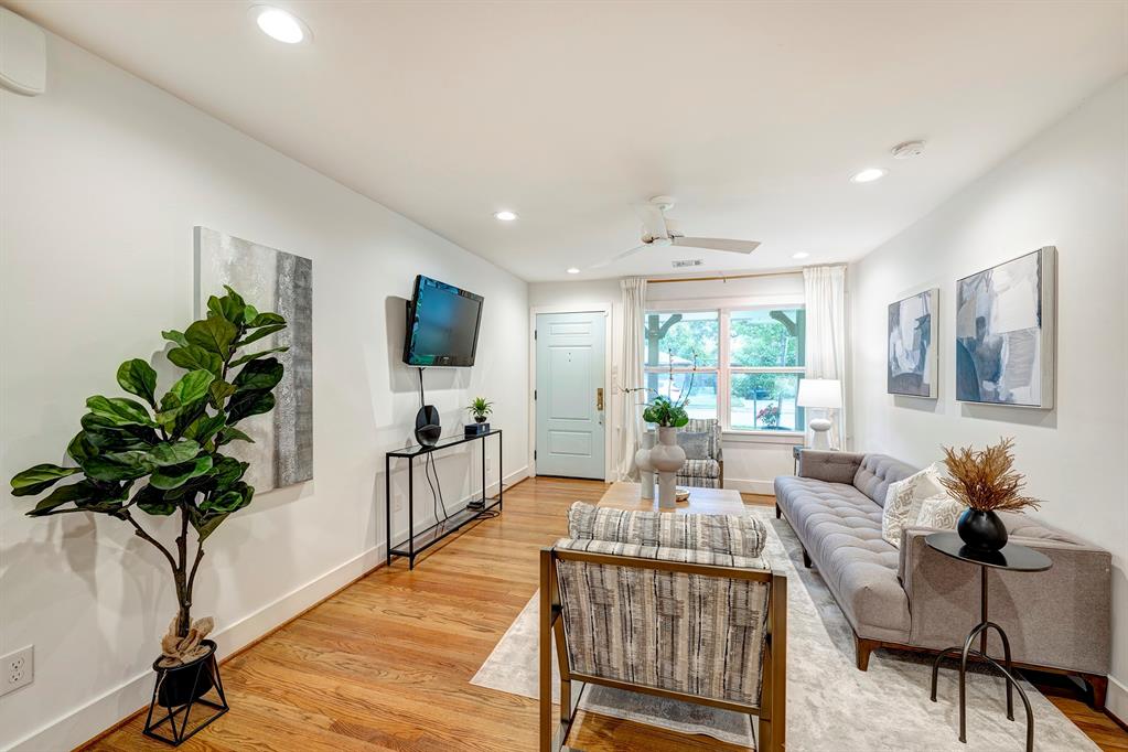 815 Sara Rose Street