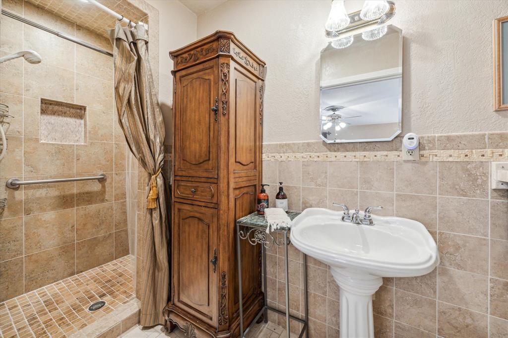 5211 Piping Rock Lane