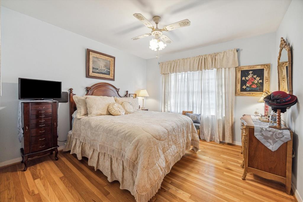 5211 Piping Rock Lane