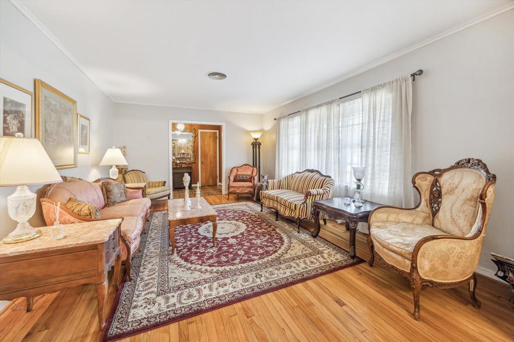 5211 Piping Rock Lane