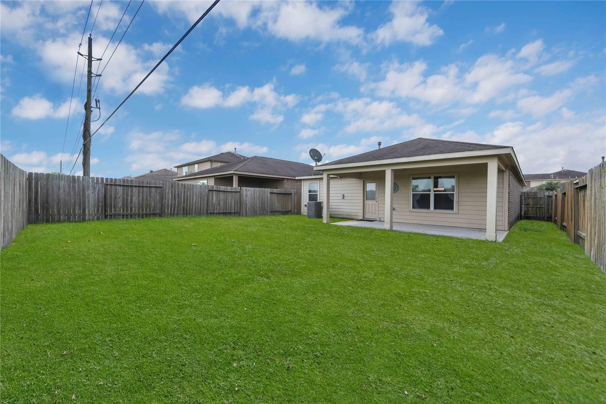 1827 Garnet Breeze Drive