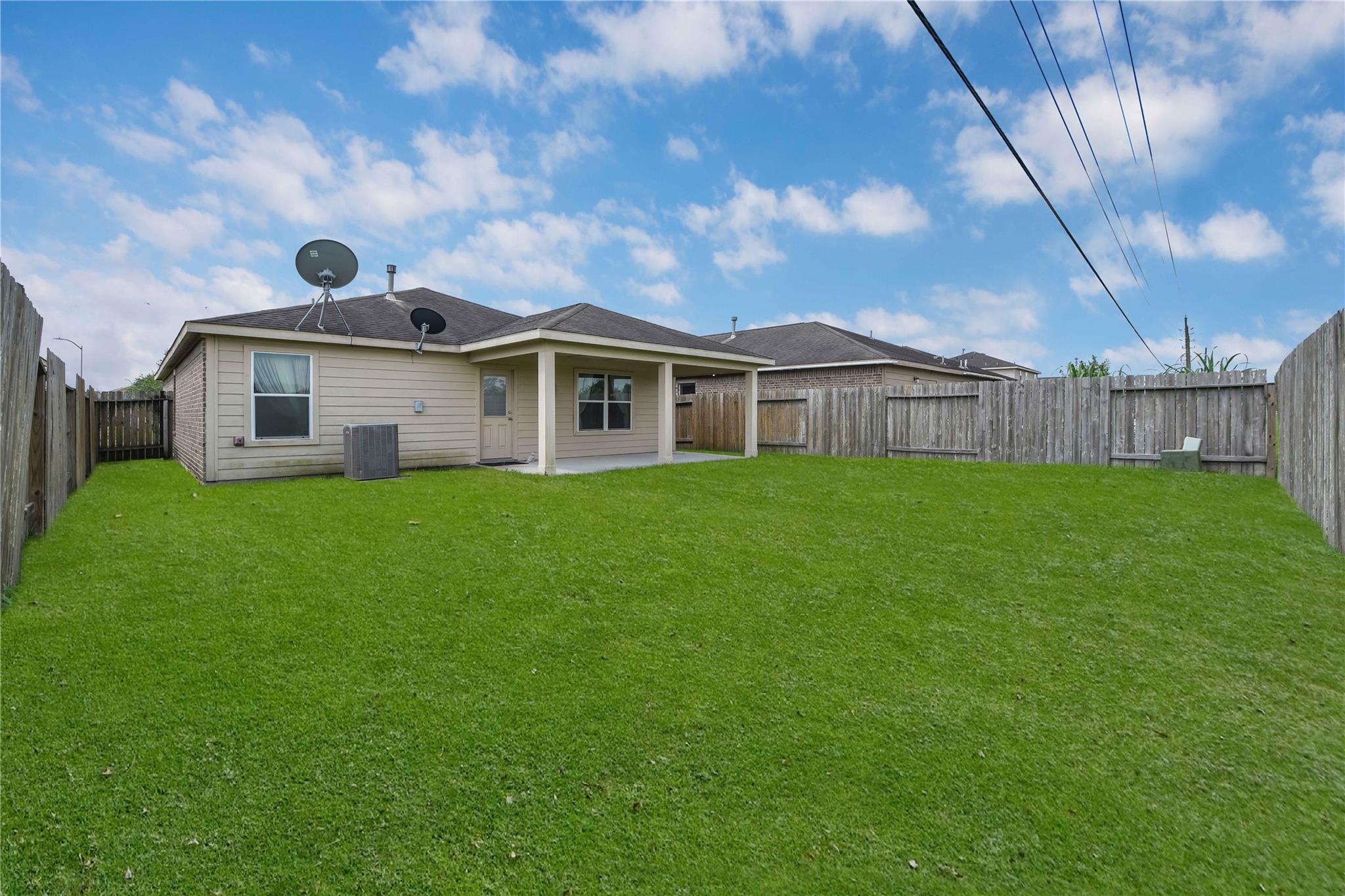 1827 Garnet Breeze Drive