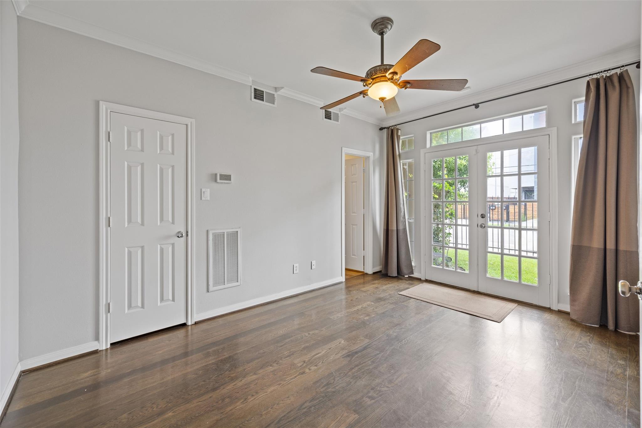 1515 Oakdale Street # 7