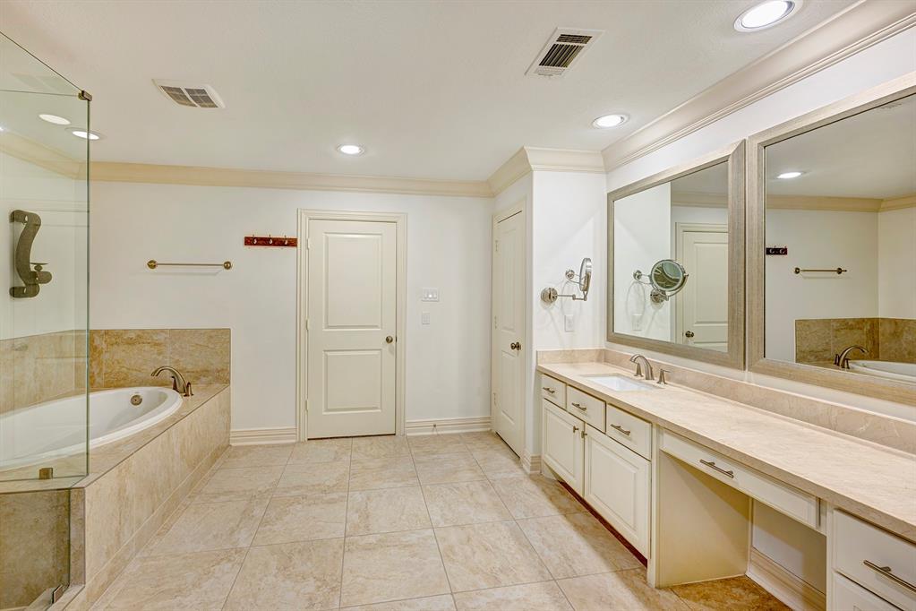 13424 Preston Cliff Court