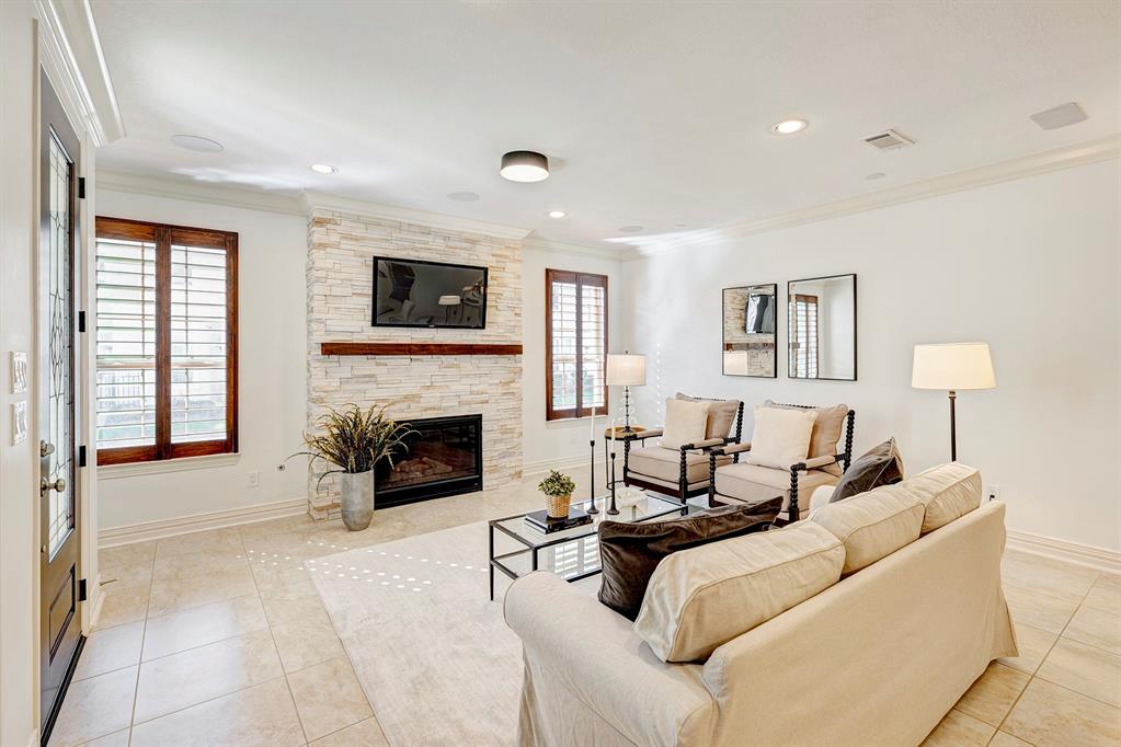 13424 Preston Cliff Court
