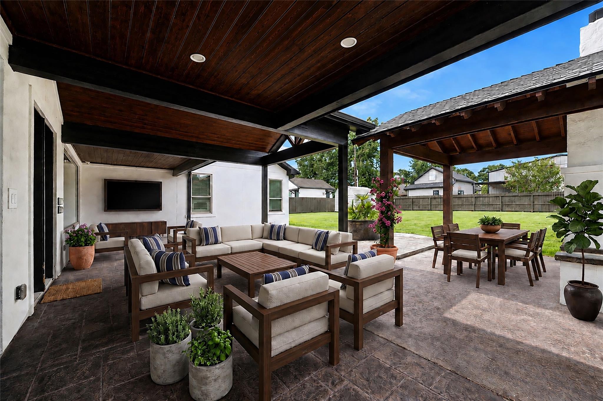 20994 Briar Cove Circle