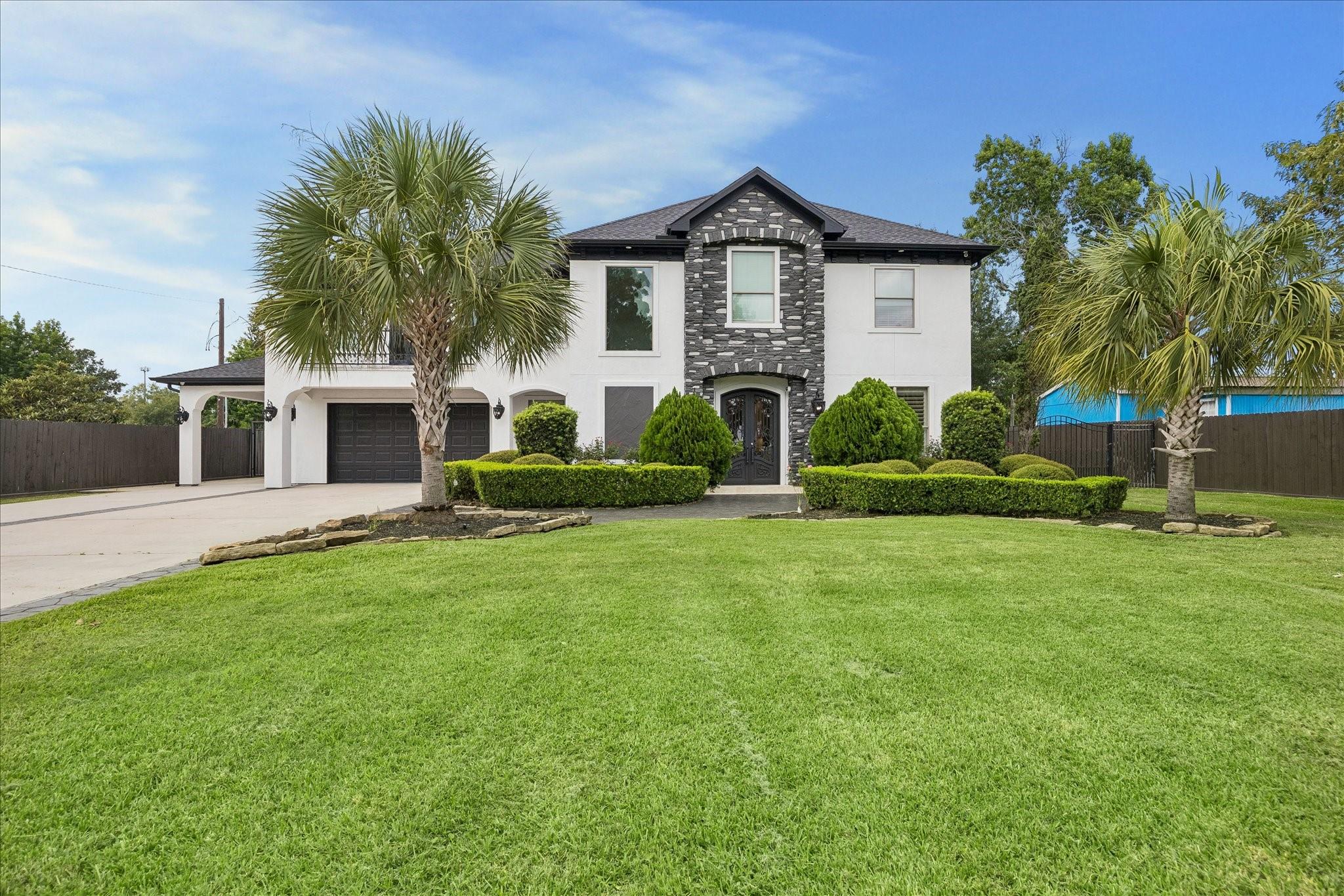 20994 Briar Cove Circle