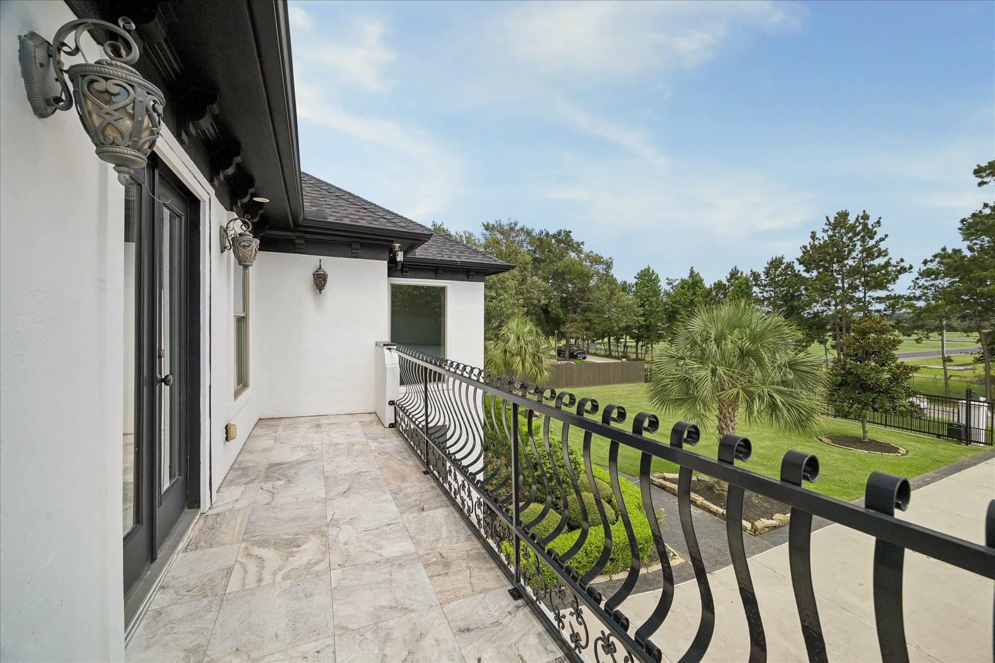 20994 Briar Cove Circle