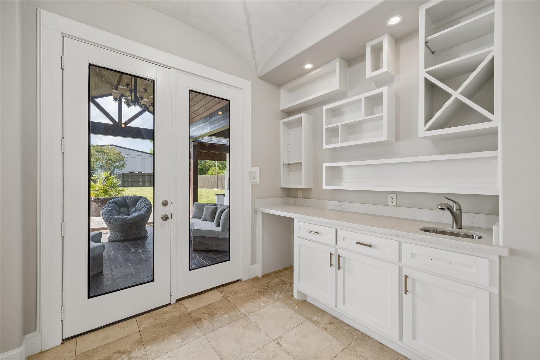 20994 Briar Cove Circle