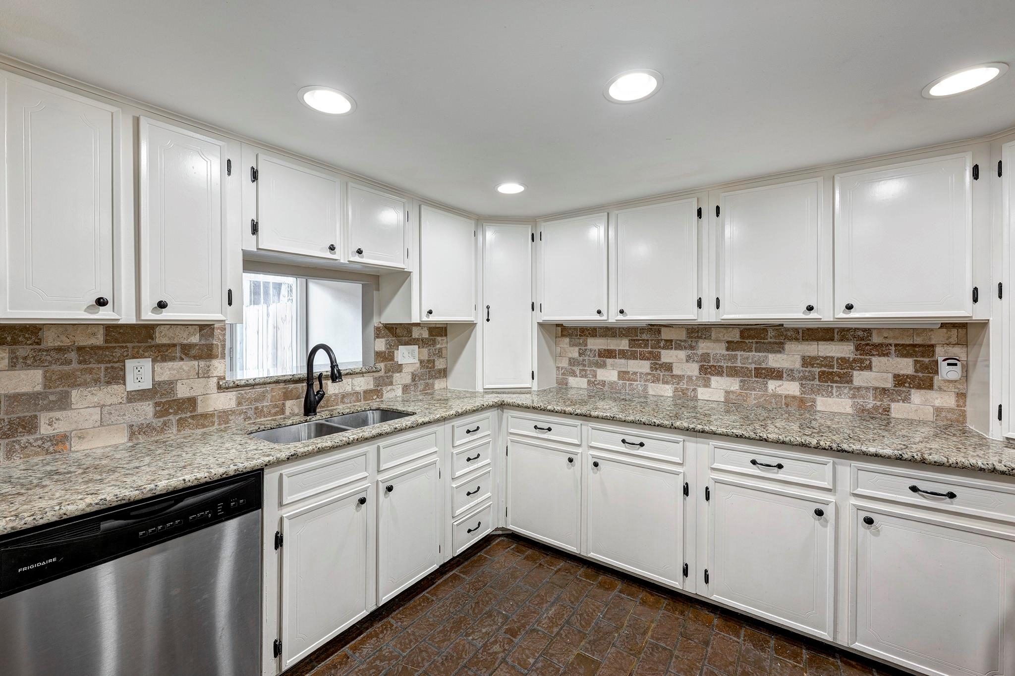 1122 Autrey Street # 5