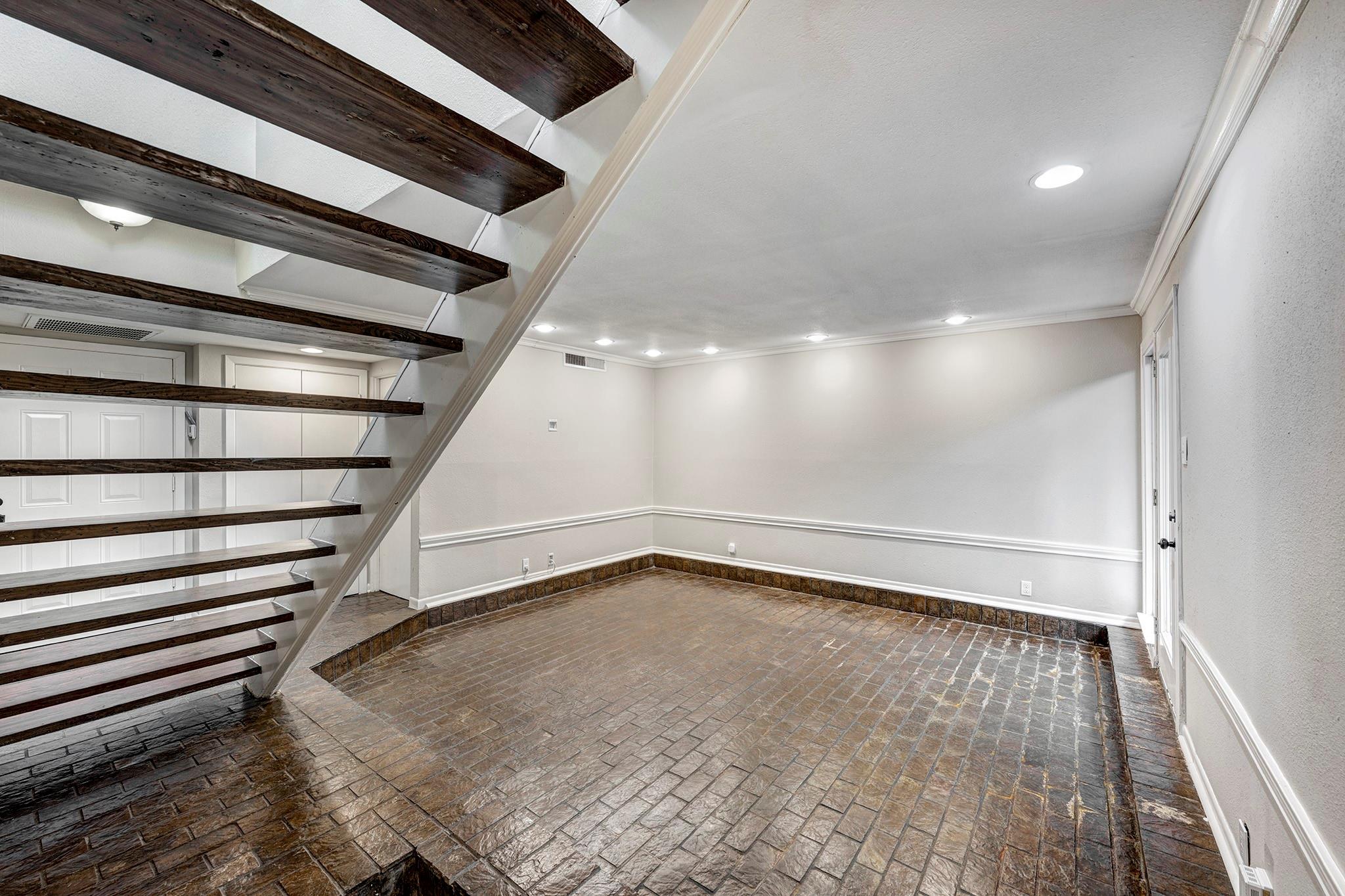 1122 Autrey Street # 5