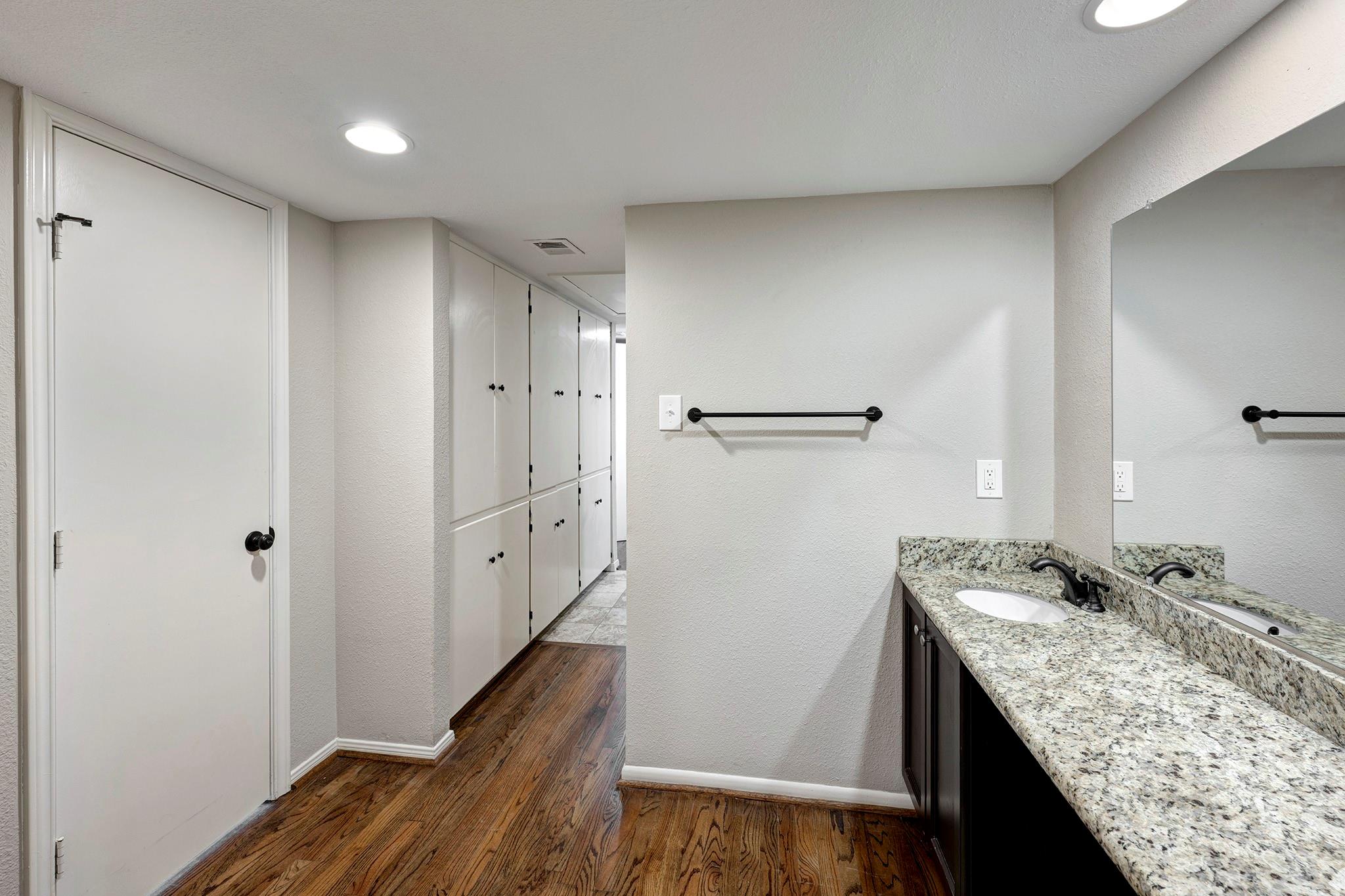 1122 Autrey Street # 5