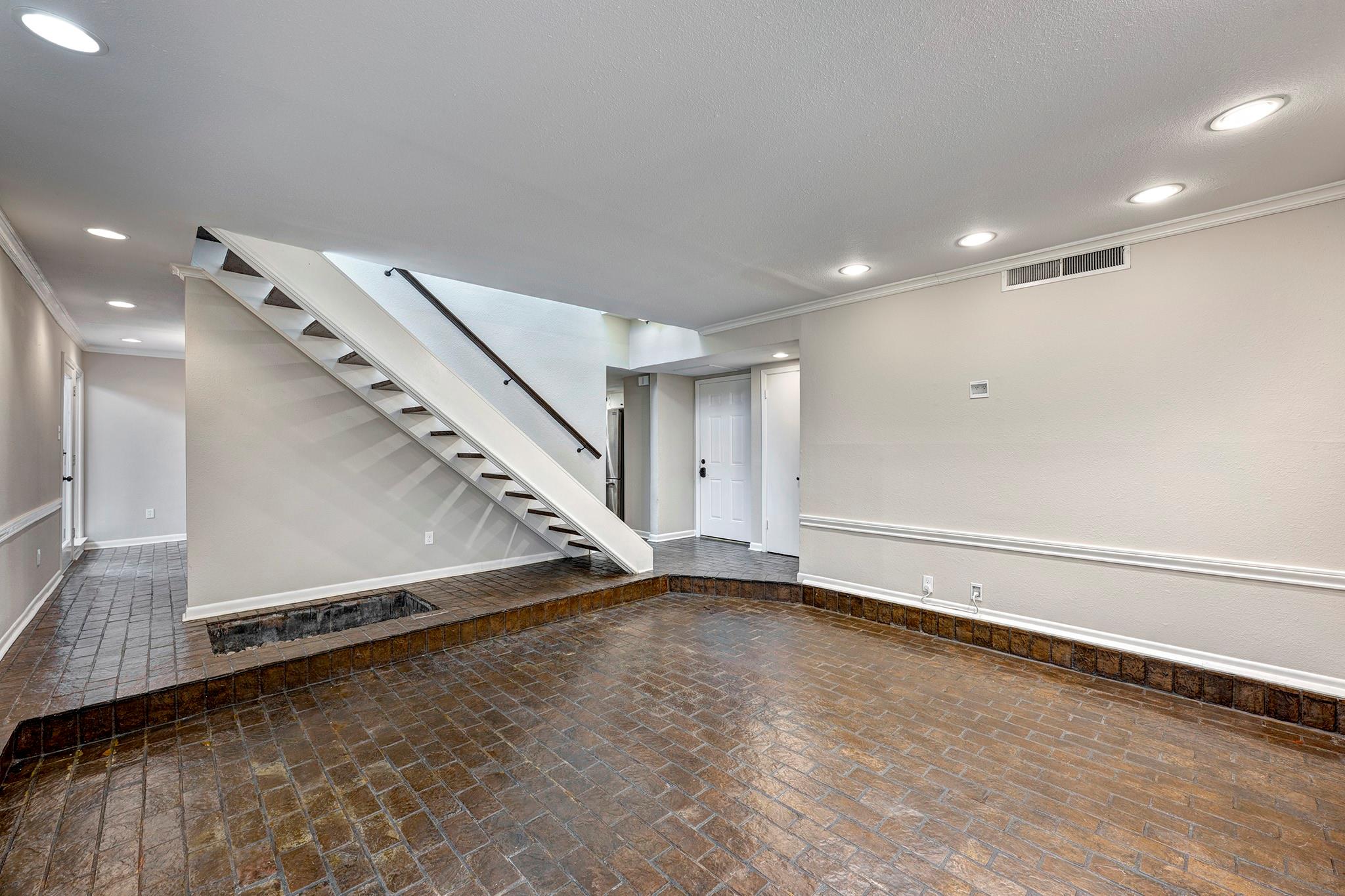 1122 Autrey Street # 5