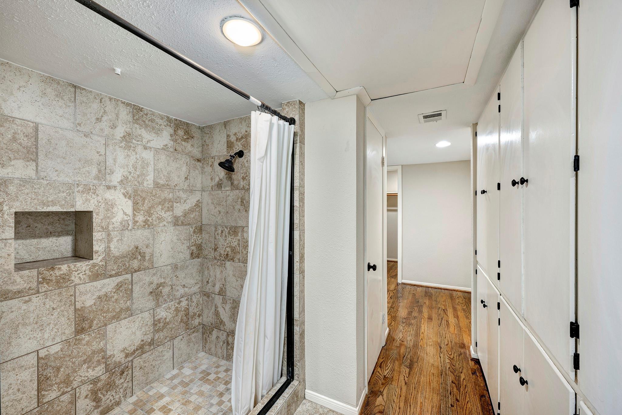 1122 Autrey Street # 5