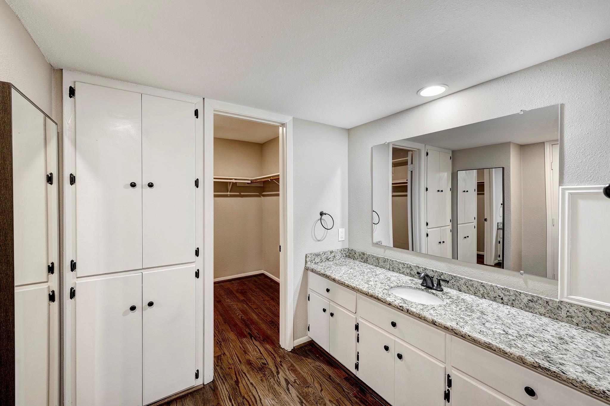 1122 Autrey Street # 5