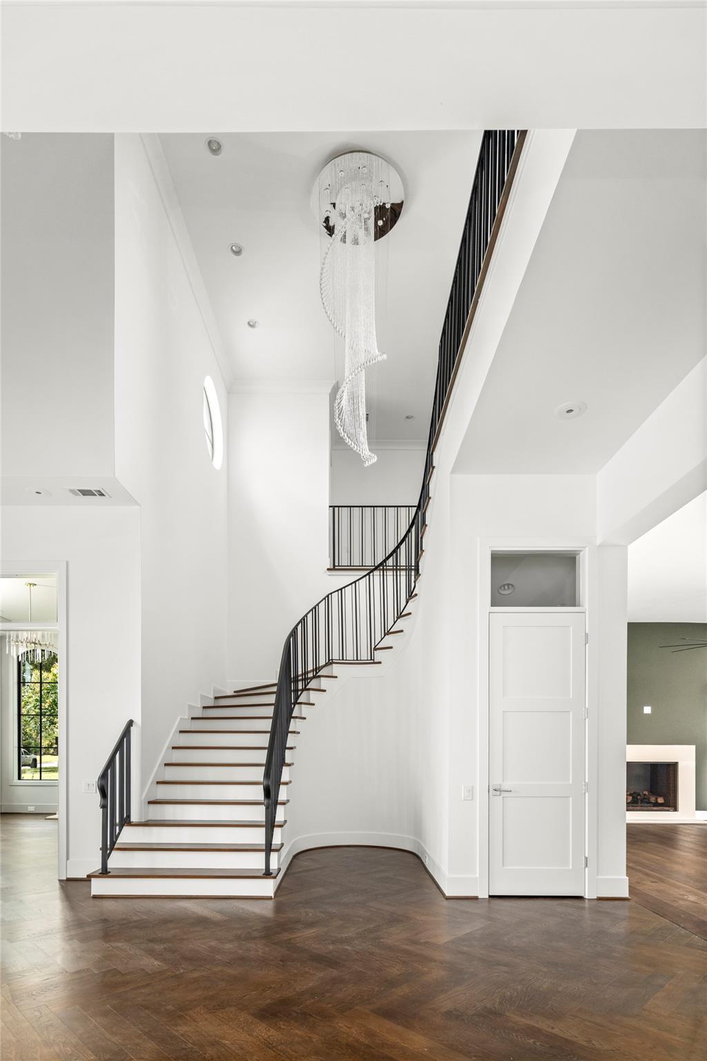 5324 Holly Springs Drive