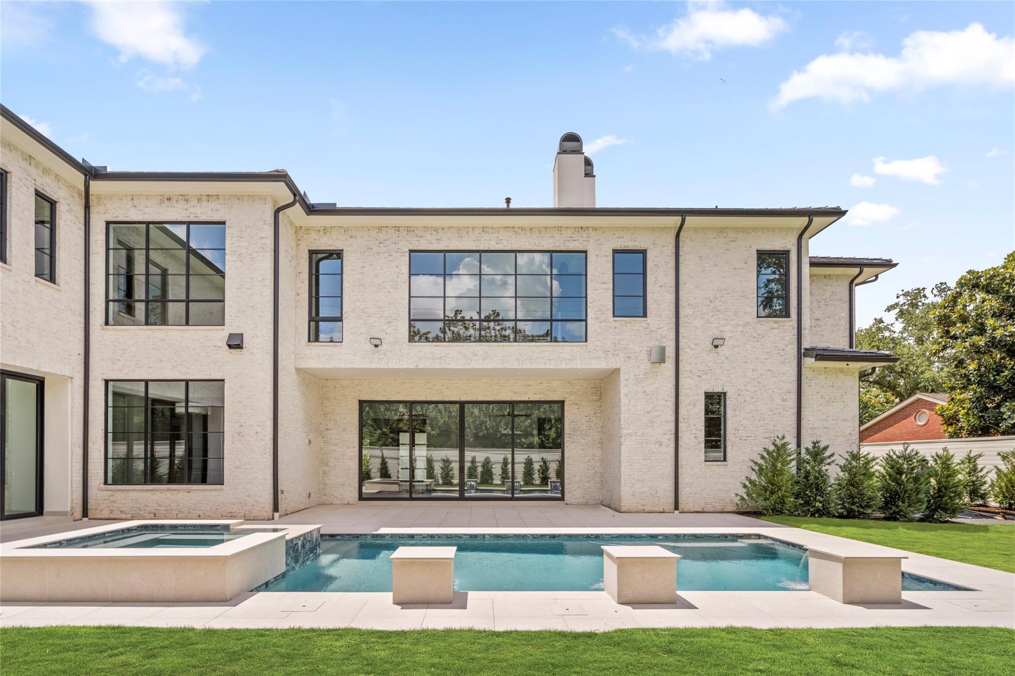 5324 Holly Springs Drive